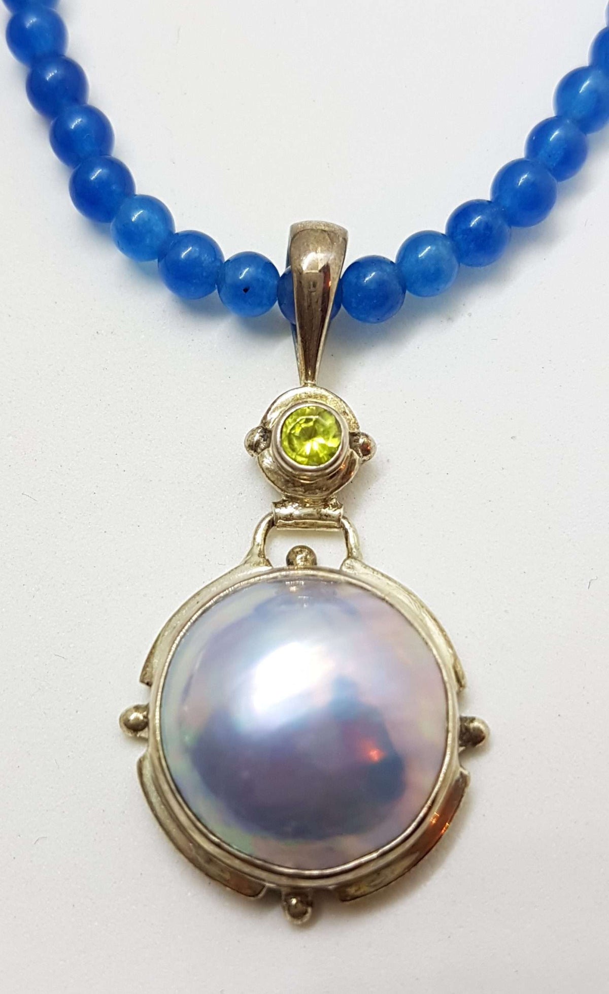 Sterling Silver Blue / Grey Mabe Pearl with Peridot Pendant on Blue Agate Bead Necklace Chain