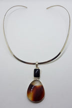 Sterling Silver Agate and Onyx Pendant on Silver Choker Chain / Necklace