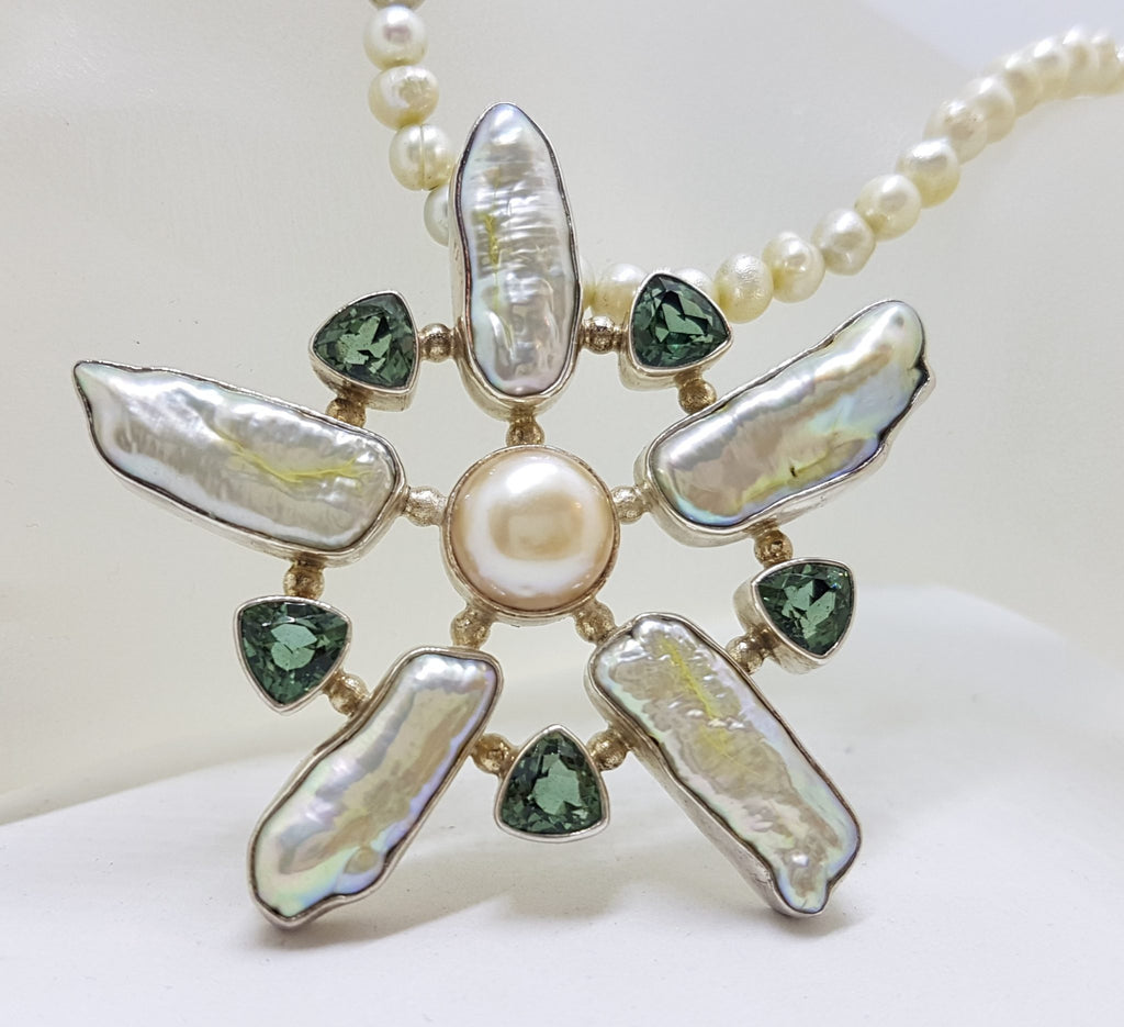 Sterling Silver Large Green Quartz and Blister Pearl Star / Flower Pendant on Pearl Chain Necklace