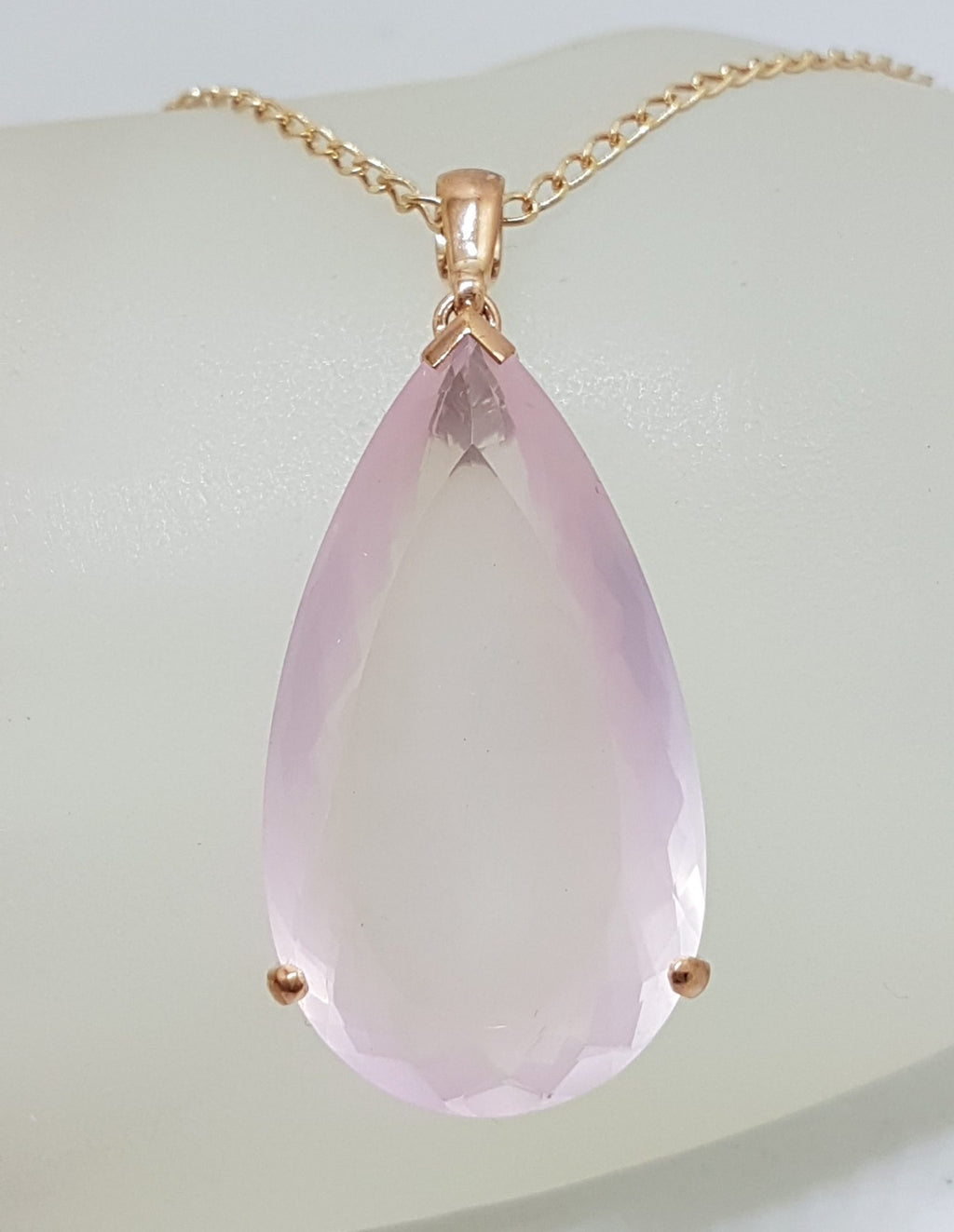 9ct Rose Gold Large Teardrop Shape Rose Quartz Pendant on 9ct Chain