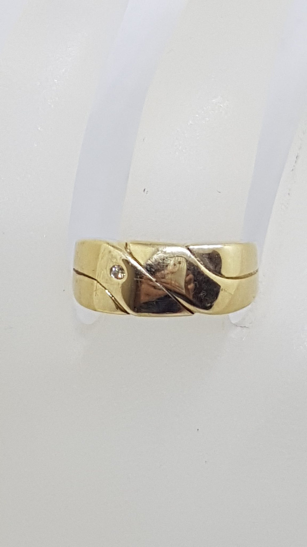 9ct Yellow Gold Diamond Wide Gents Ring