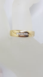 9ct Yellow Gold 5 Diamond Band Ring - Ladies / Gents Ring - Wedding Band Style