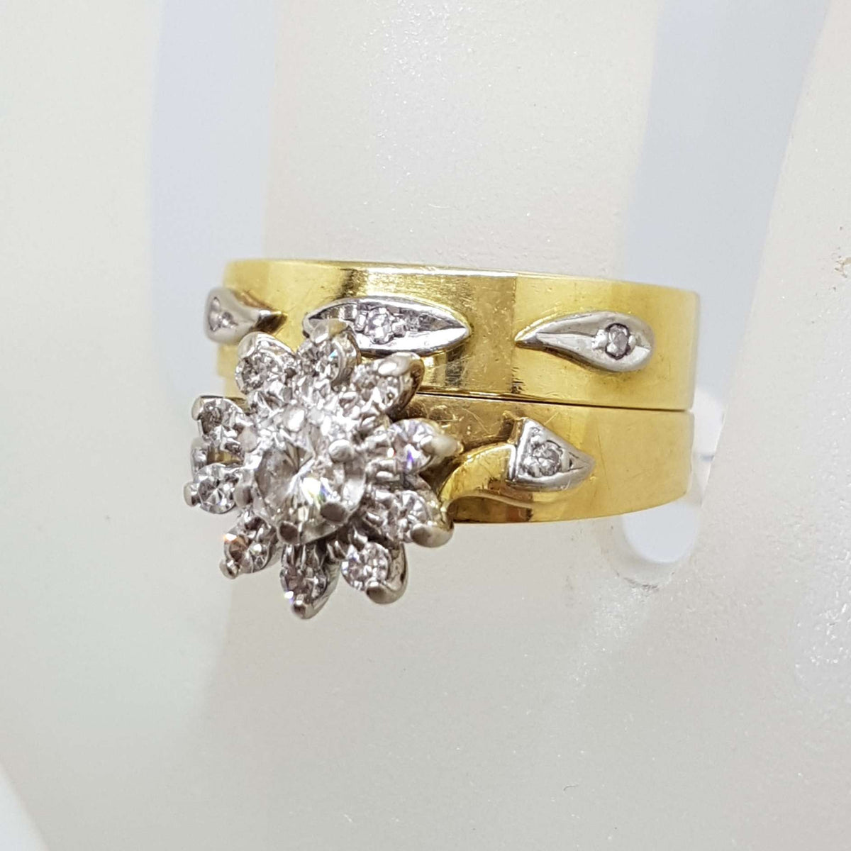 18ct Yellow Gold and Platinum Diamond Daisy Flower Cluster Engagement &amp; Wedding Ring Set - Antique / Vintage