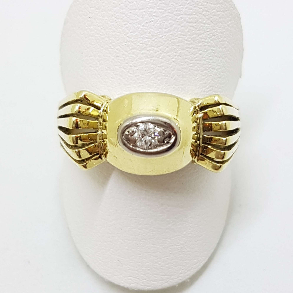 14ct Yellow Gold Solitaire Diamond in Bow Shape Ring - Antique / Vintage