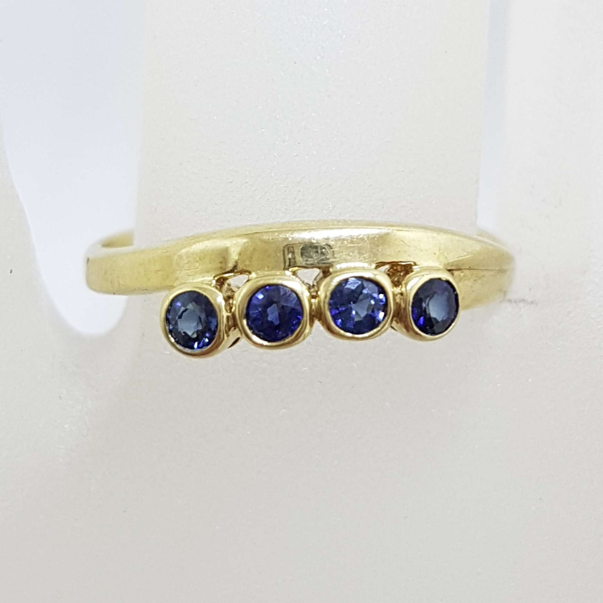 9ct Yellow Gold Natural Sapphire Curved Ring
