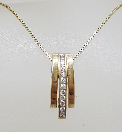 10ct Yellow Gold Diamond Lines Pendant on Gold Chain