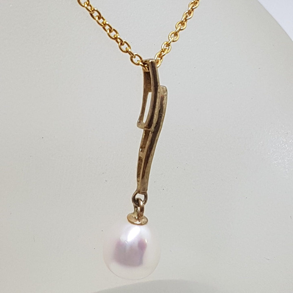 9ct Yellow Gold Pearl Long Drop Pendant on Gold Chain