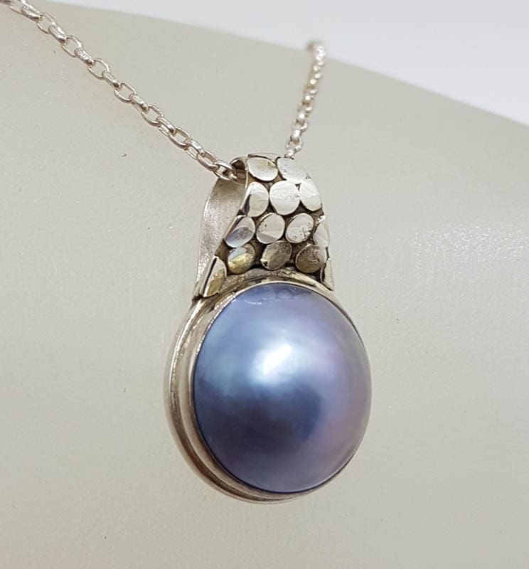 Sterling Silver Blue / Black Round Mabe Pearl with Pebble Design Pendant on Silver Chain