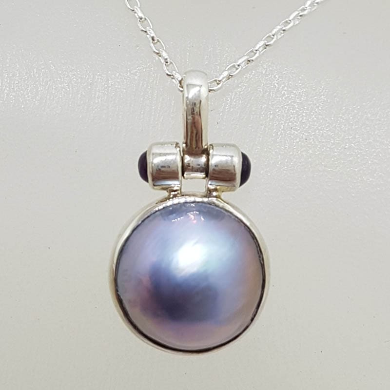 Sterling Silver Blue / Black Round Mabe Pearl with Amethyst Pendant on Silver Chain