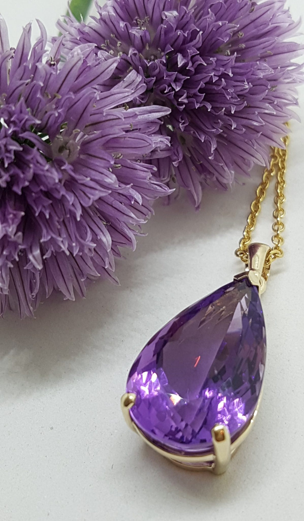 9ct Yellow Gold Large Teardrop / Pear Shape Claw Set Amethyst Pendant on Gold Chain