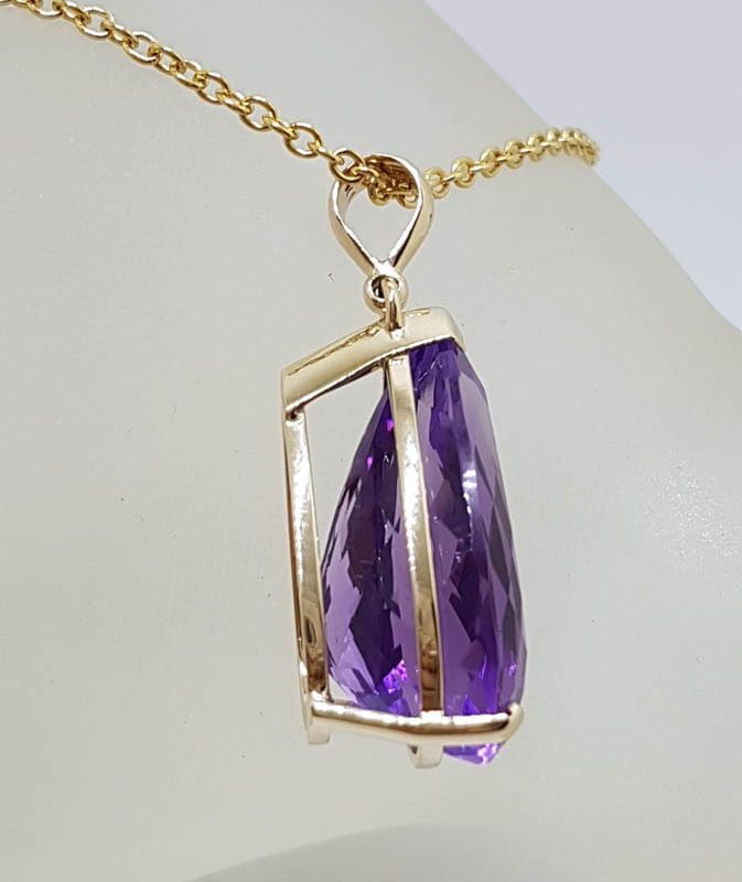9ct Yellow Gold Large Teardrop / Pear Shape Claw Set Amethyst Pendant on Gold Chain