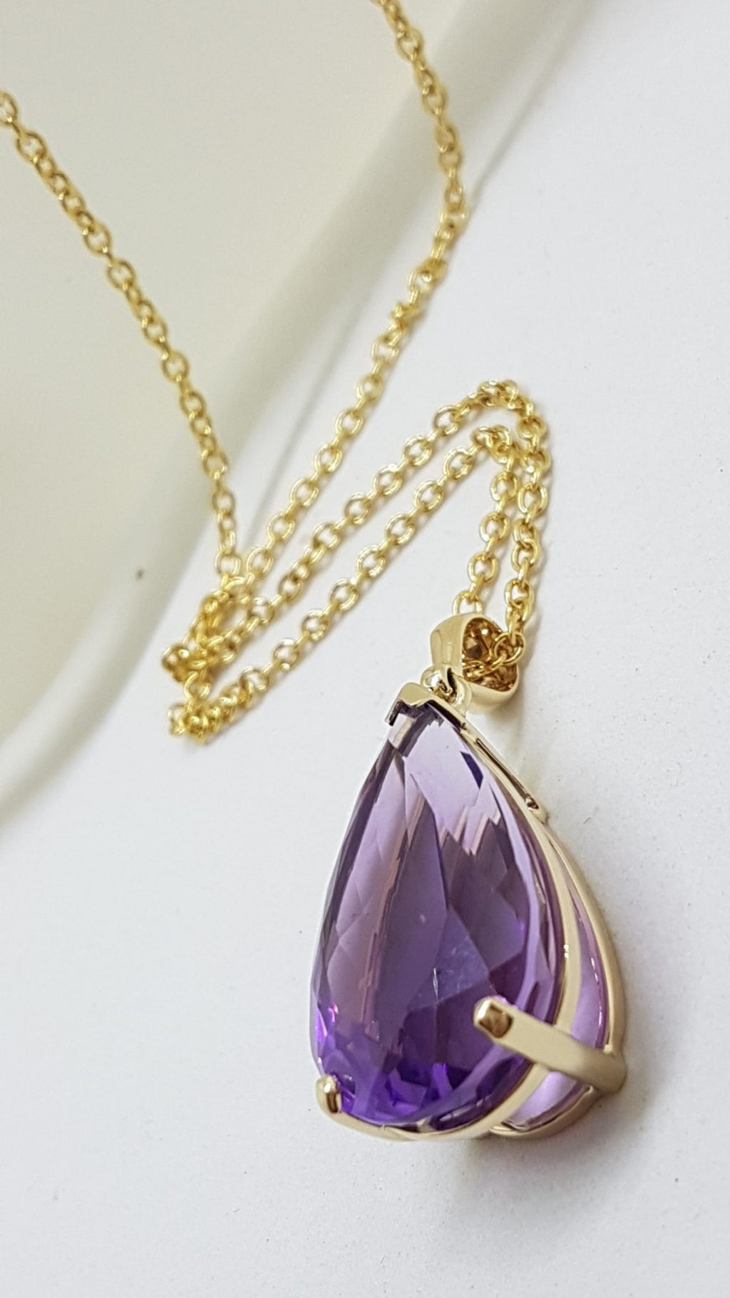 9ct Yellow Gold Large Teardrop / Pear Shape Claw Set Amethyst Pendant on Gold Chain