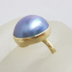 9ct Yellow Gold Bezel Set Round Dark Blue / Black Mabe Pearl Ring
