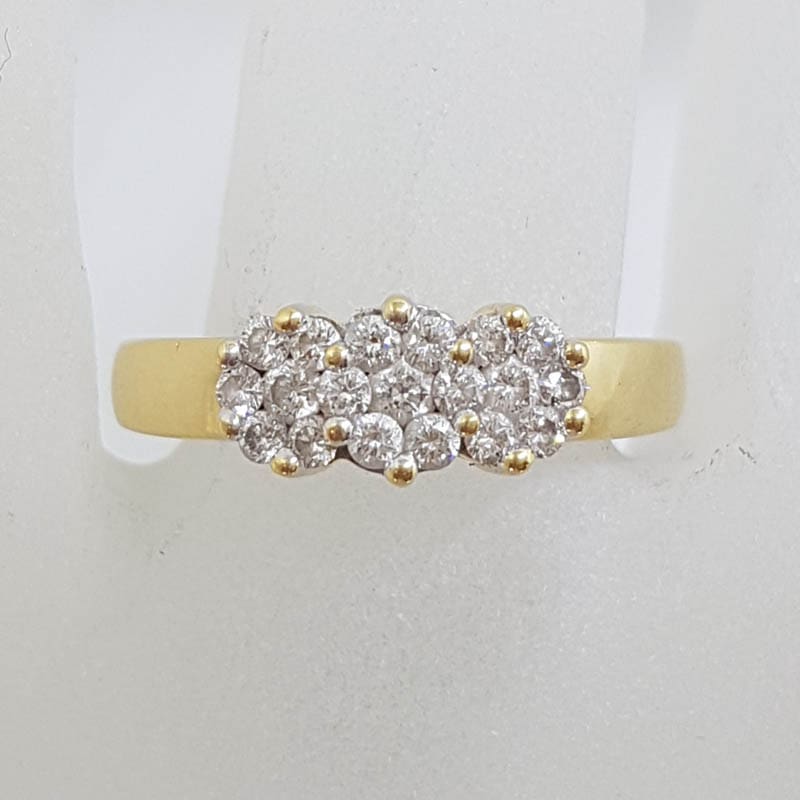 18ct Yellow Gold Diamond 3 Flower / Daisy Clusters Ring
