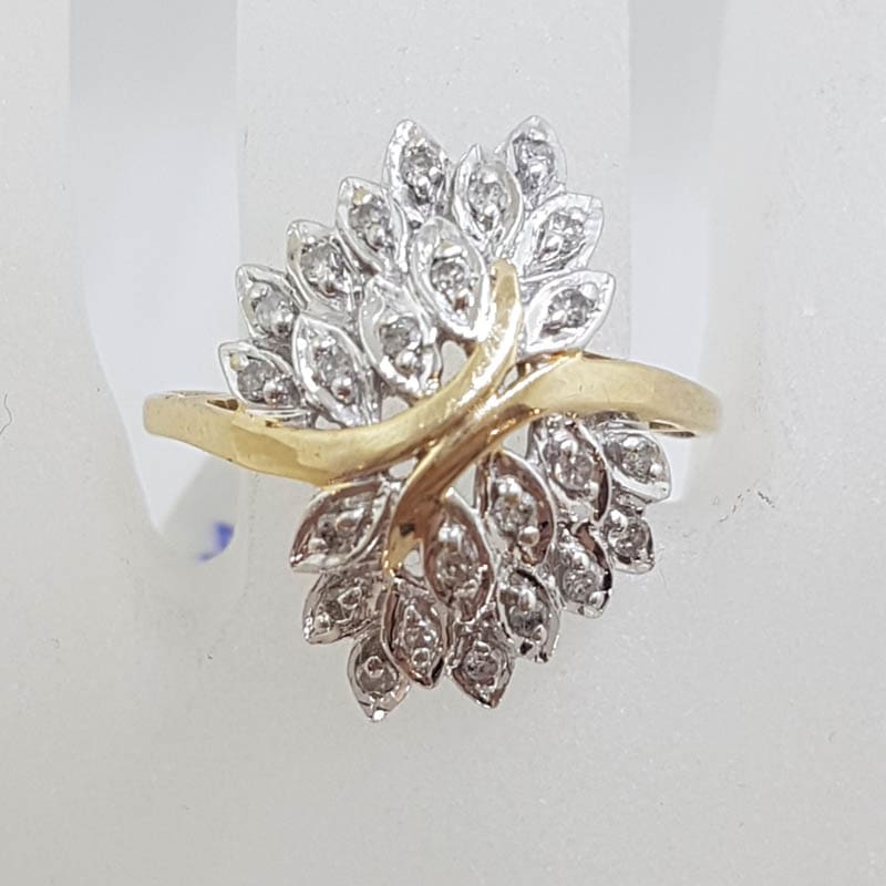 9ct Yellow Gold Diamond Large Leaf Motif Cluster Ring