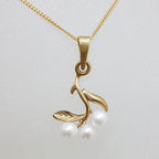 9ct Yellow Gold 3 Pearl with Leaf Design Pendant on Gold Chain