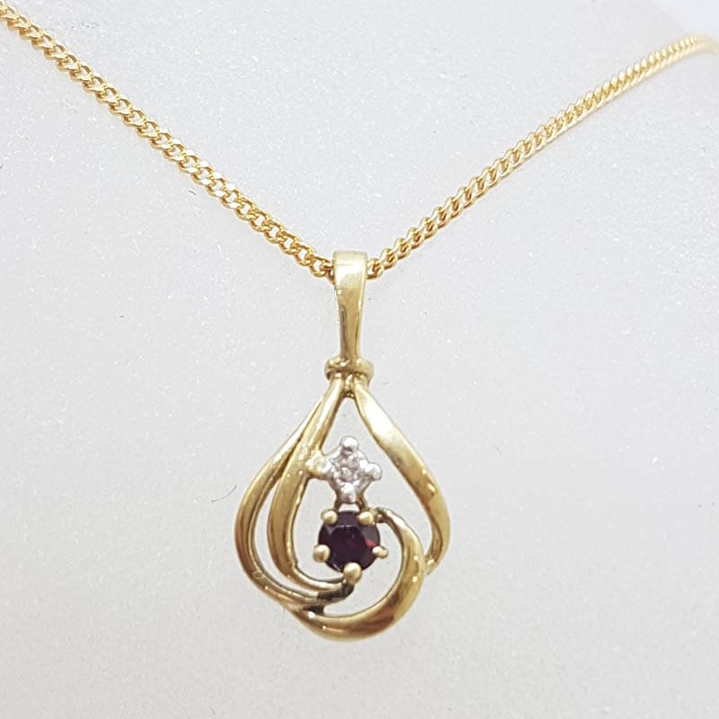 9ct Yellow Gold Garnet &amp; Diamond Pendant on Gold Chain