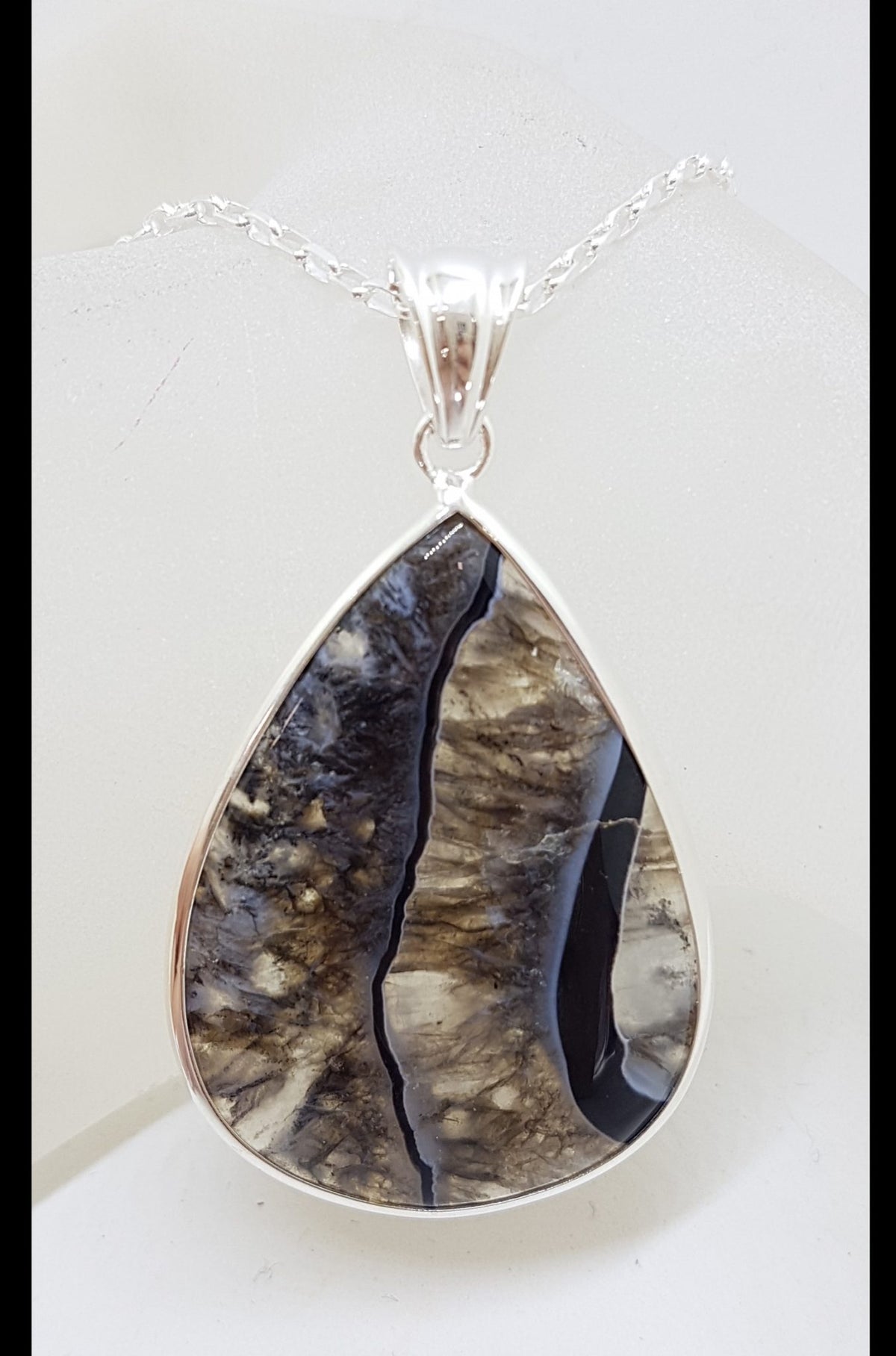 Sterling Silver Large Teardrop / Pear Shape Black Banded Onyx / Agate Pendant on Silver Chain