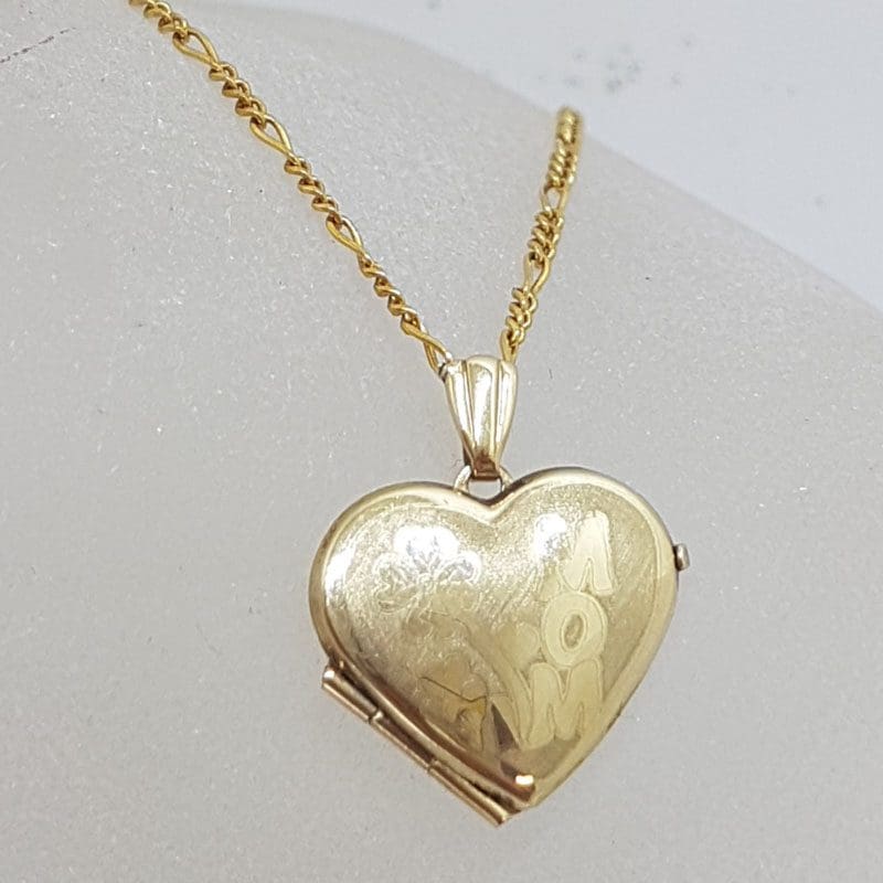 10ct Yellow Gold Heart Shaped "MOM" Locket Pendant on 9ct Gold Chain