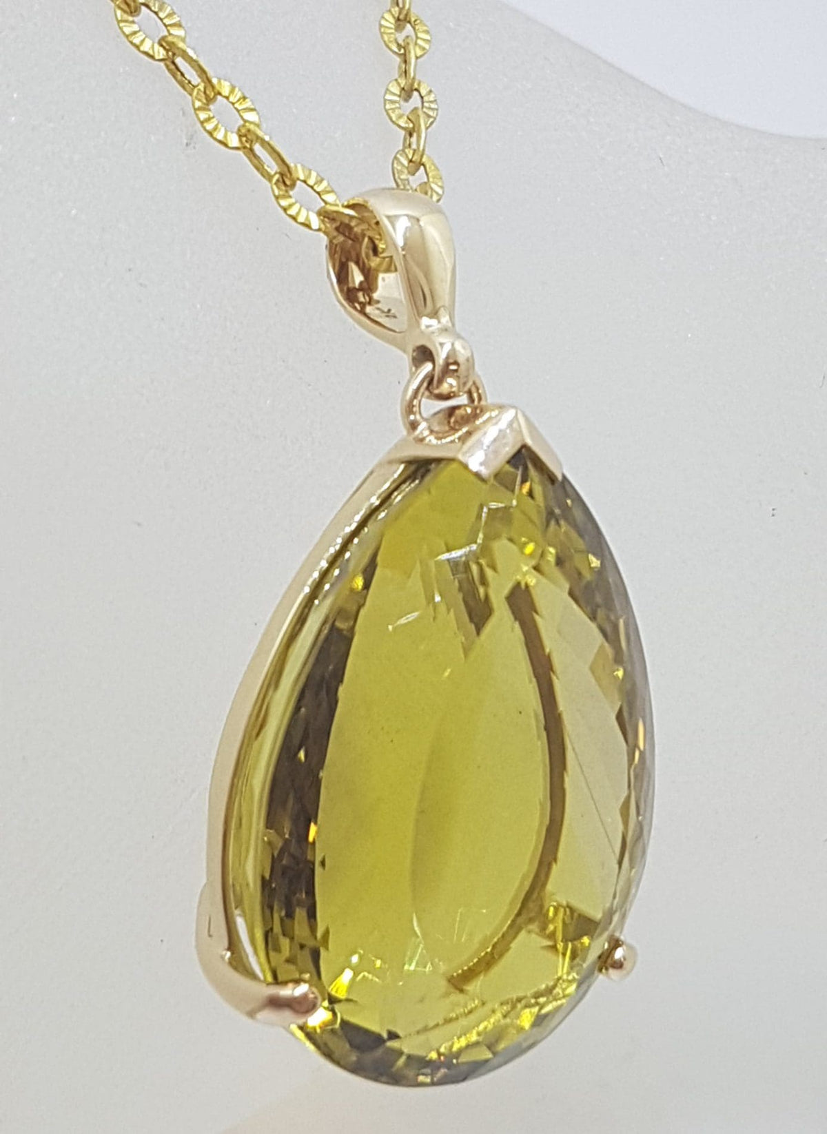 9ct Yellow Gold Large Teardrop / Pear Shape  Lemon Citrine / Quartz Claw Set Pendant on Gold Chain