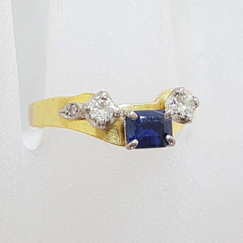 18ct Yellow Gold Unique Rectangular Natural Sapphire with Two Diamond Half Round Eternity / Wedding Ring - Antique / Vintage
