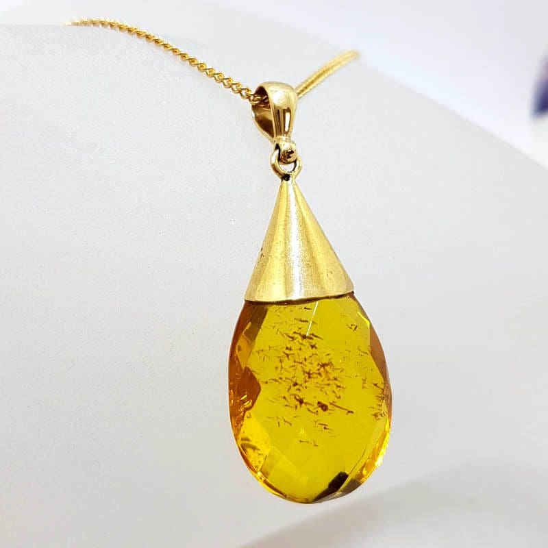9ct Yellow Gold Faceted Natural Baltic Amber Pendant on 9ct Gold Chain