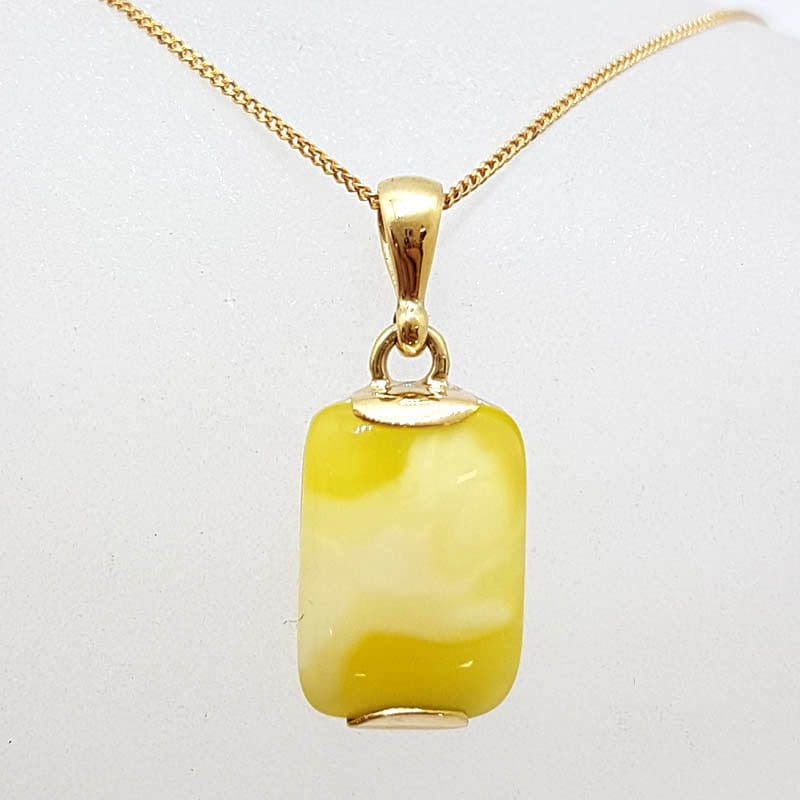 9ct Yellow Gold Natural Butter Amber Rectangular Pendant on Gold Chain