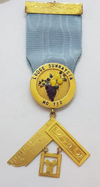 9ct Yellow Gold Freemason Jewel / Masonic Medal - Freemasons Lodge Sunraysia No 712 - with Blue Ribbon - Antique / Vintage