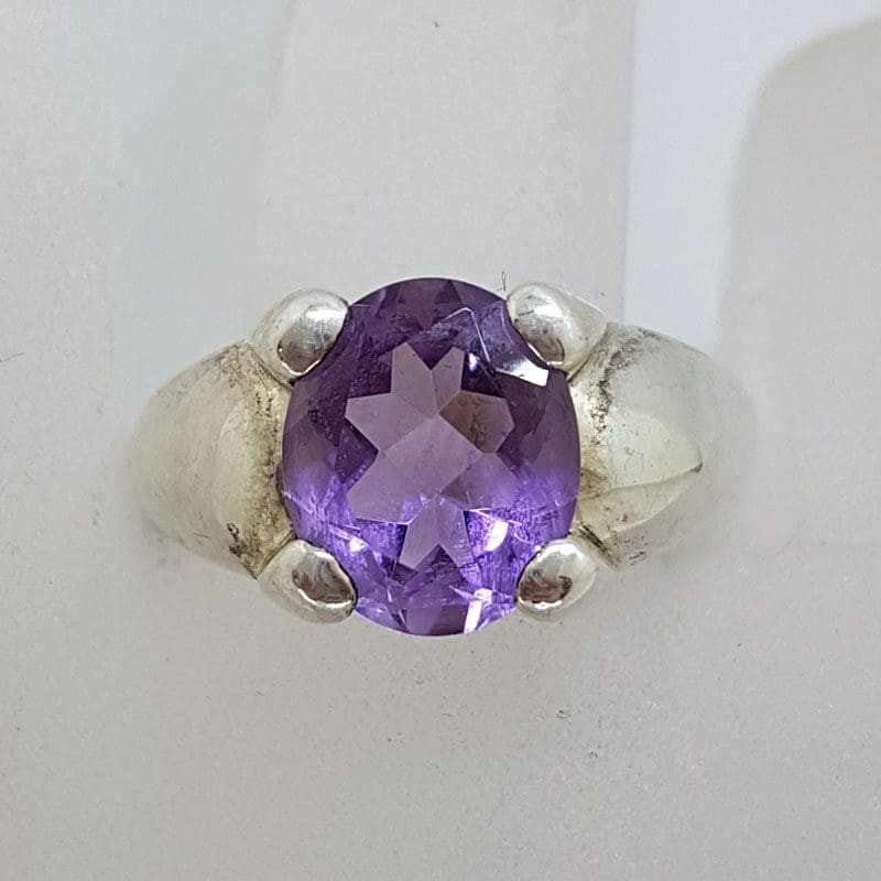 Sterling Silver Oval Amethyst in Wide Band Setting - Vintage