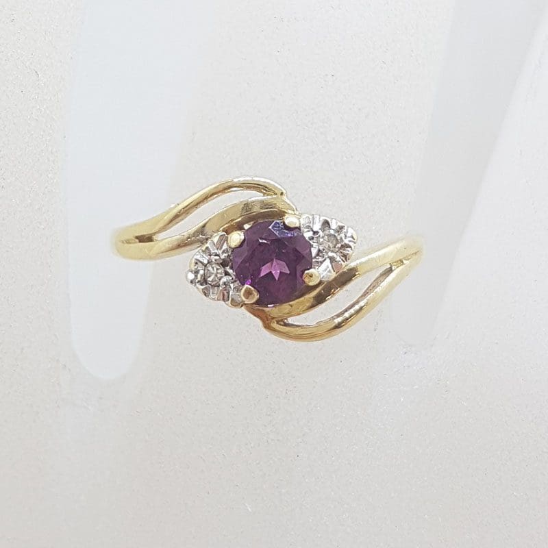 9ct Yellow Gold Round Rhodolite Garnet with Diamond Ring