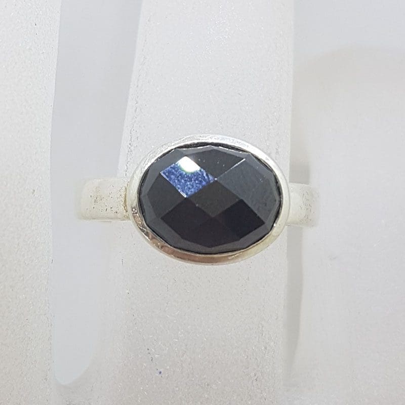 Sterling Silver Oval Onyx Thomas Sabo Ring