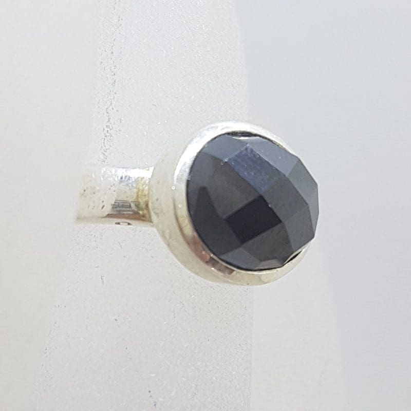 Sterling Silver Oval Onyx Thomas Sabo Ring