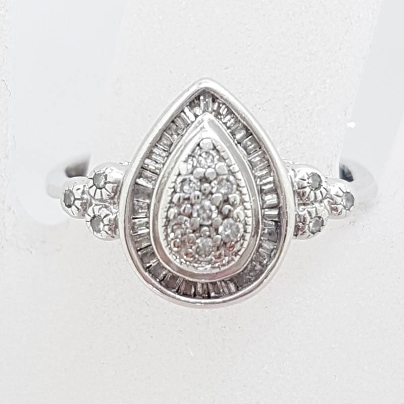 9ct White Gold Teardrop / Pear Shape Diamond Cluster Ring - Channel Set