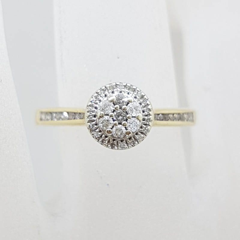 10ct Yellow Gold Round Diamond Cluster Ring