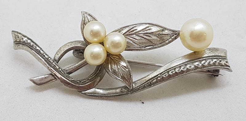 Sterling Silver Akoya Cultured Pearl Ornate Leaf Design Swirl Bar Brooch - Vintage
