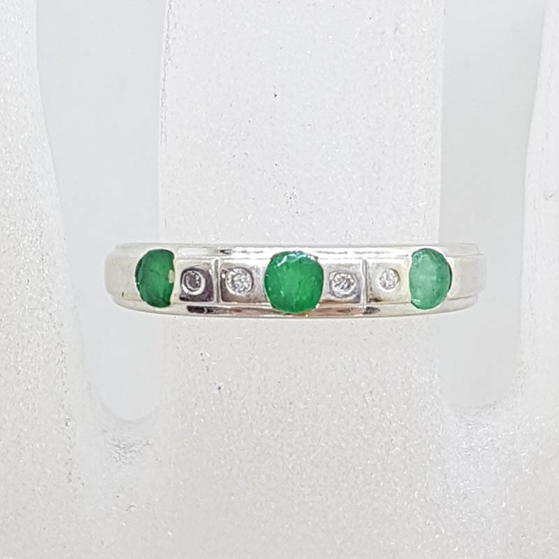 9ct White Gold Natural Emerald and Diamond Wedding Band / Eternity Ring / Stackable Ring - Antique / Vintage