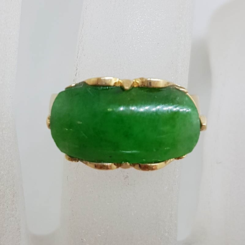 18ct Yellow Gold Beautiful Oblong Shaped Jade Ring with Ornate Sides – Antique / Vintage