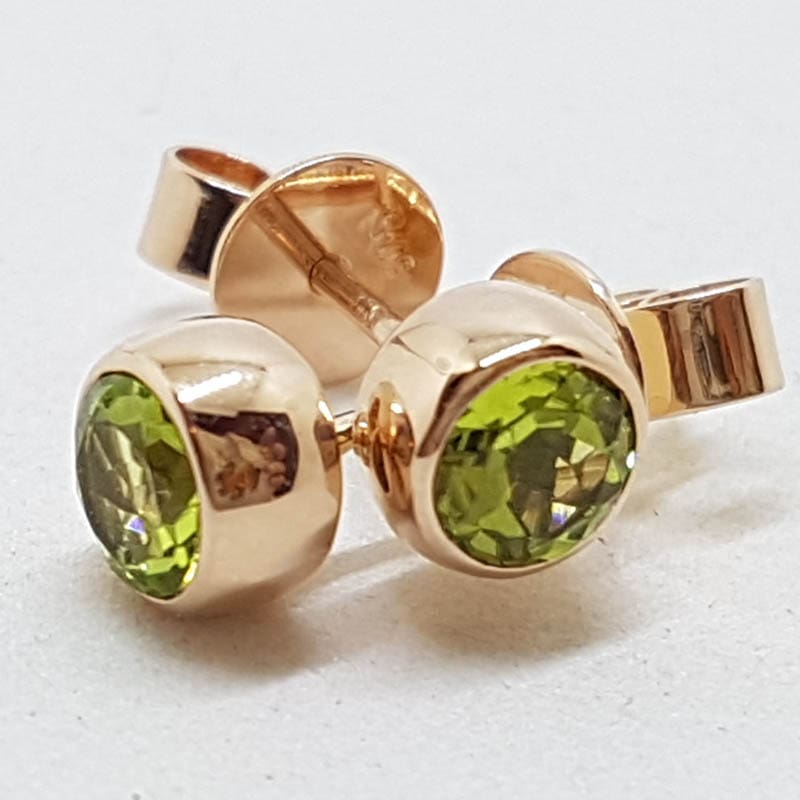 9ct Rose Gold Round Bezel Set Peridot Studs / Earrings