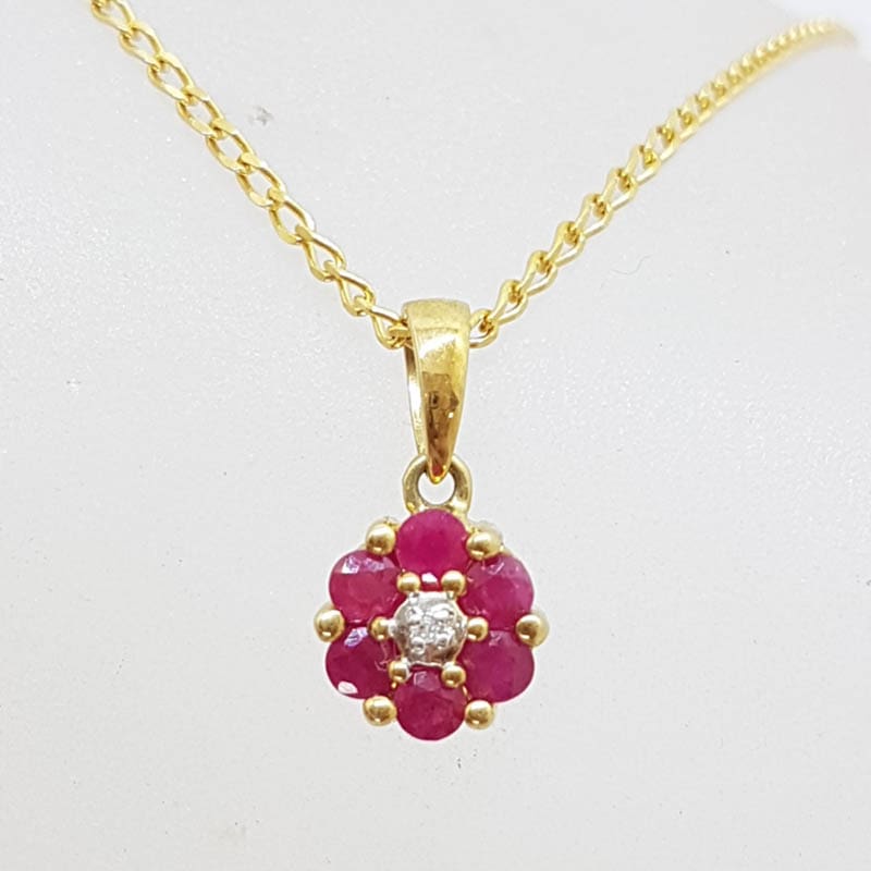 9ct Yellow Gold Natural Ruby &amp; Diamond Daisy Flower Cluster Pendant on Gold Chain