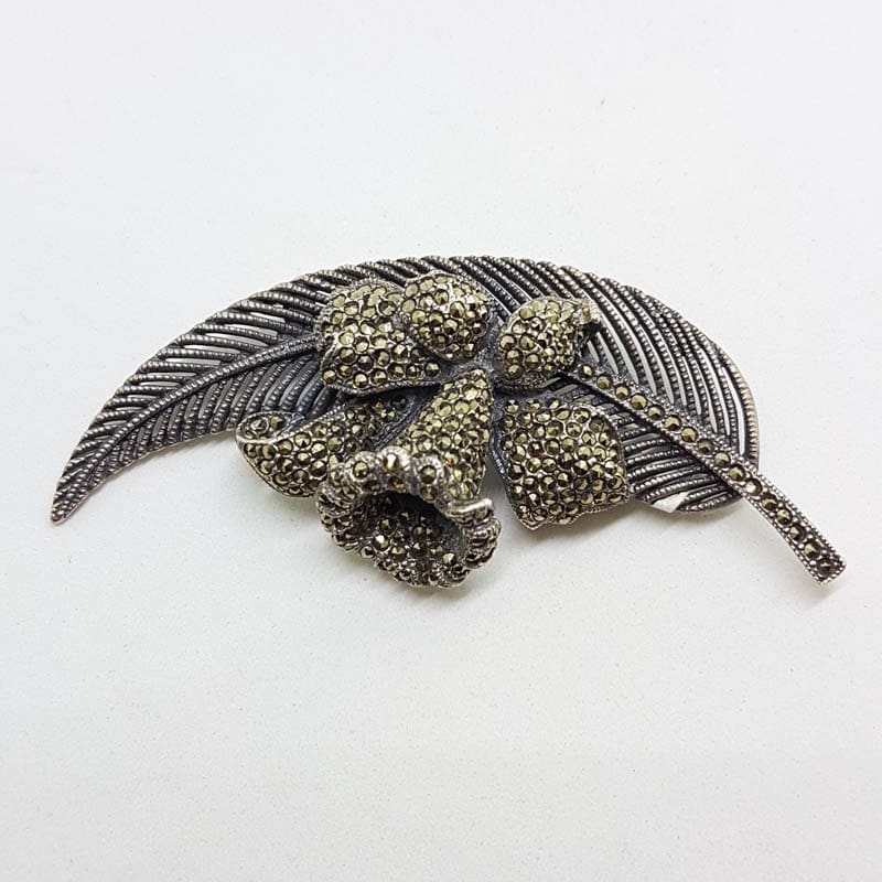 Sterling Silver Very Large Daffodil / Jonquil Flower on Long Leaf Brooch
