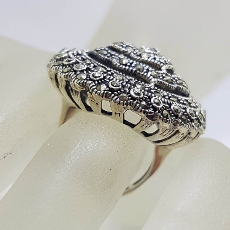 Sterling Silver Marcasite Large Rose Flower in Round Circle Ring