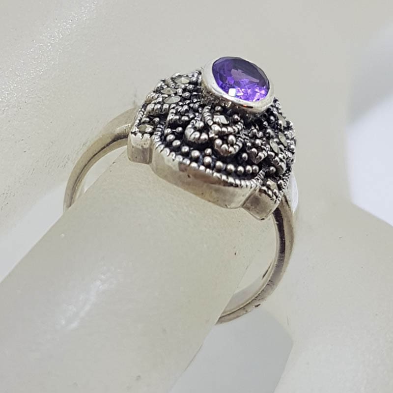 Sterling Silver Marcasite &amp; Oval Amethyst in Elongated Cluster Ring