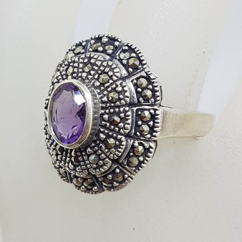 Sterling Silver Oval Amethyst and Marcasite Cluster Ring