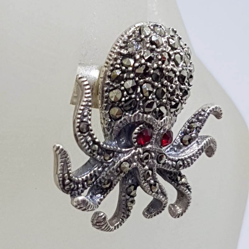 Sterling Silver Marcasite with Red Eyes Octopus Ring