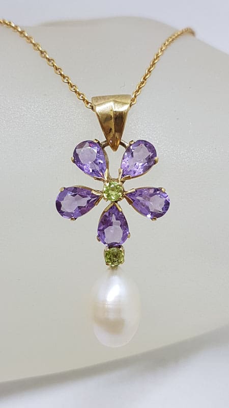 9ct Yellow Gold Pearl, Amethyst &amp; Peridot Large Flower Pendant on Gold Chain
