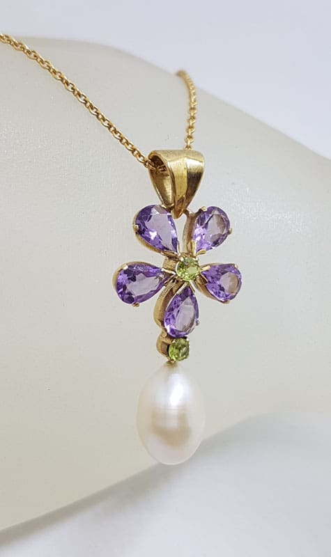9ct Yellow Gold Pearl, Amethyst &amp; Peridot Large Flower Pendant on Gold Chain