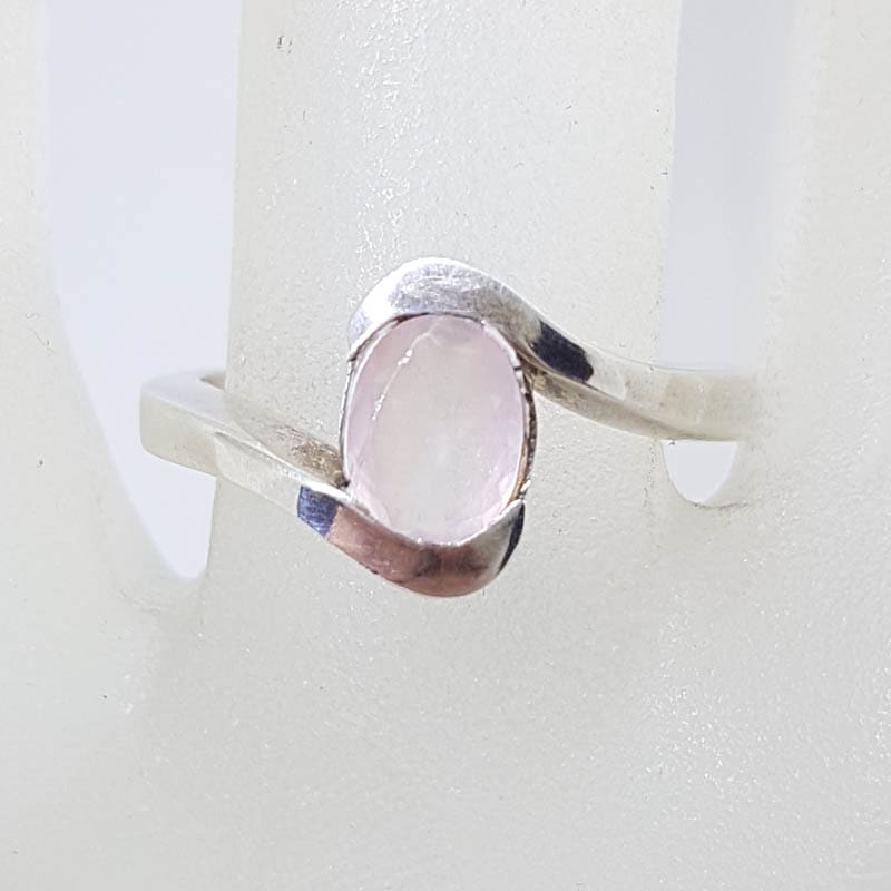 Sterling Silver Oval Rose Quartz in Curved Ring