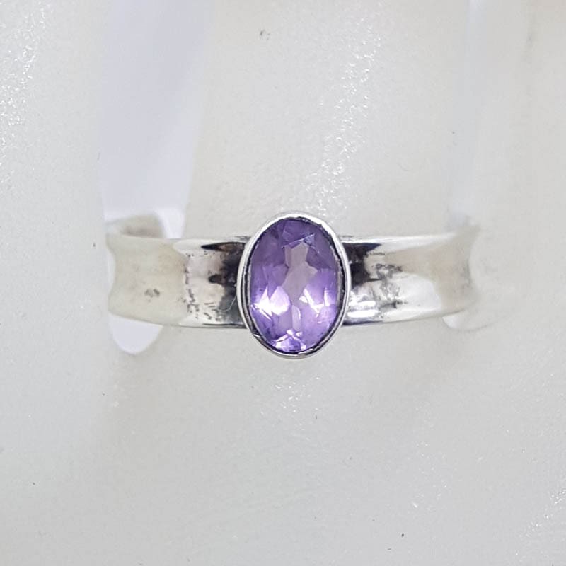 Sterling Silver Oval Amethyst Ring