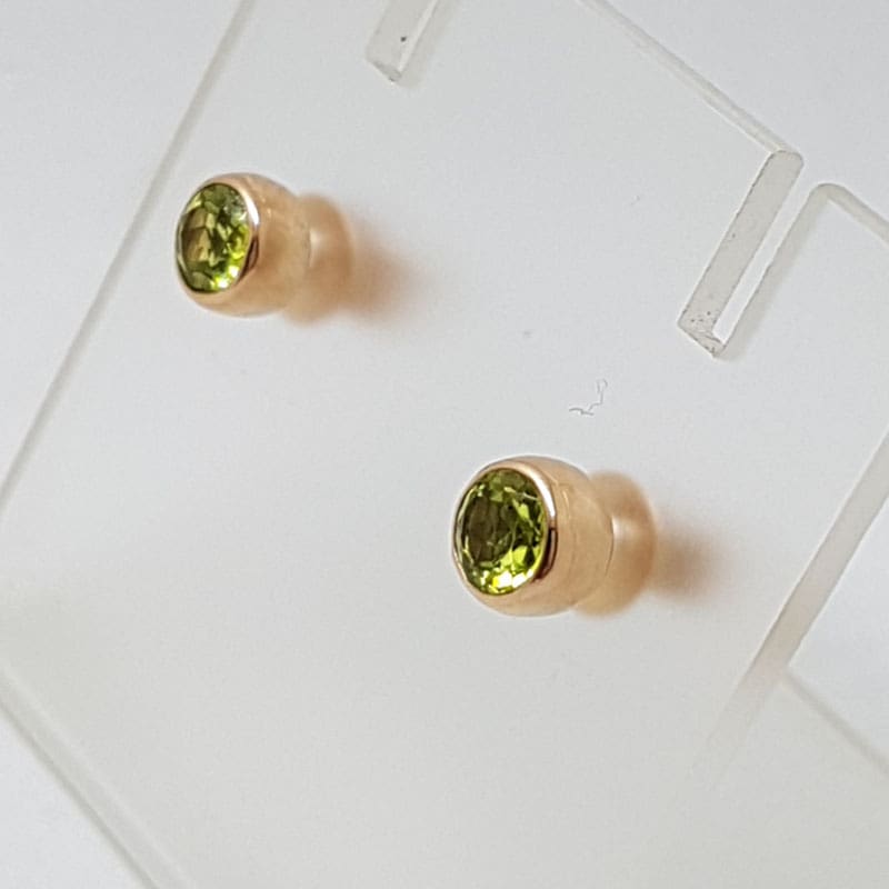 9ct Rose Gold Round Bezel Set Peridot Studs / Earrings