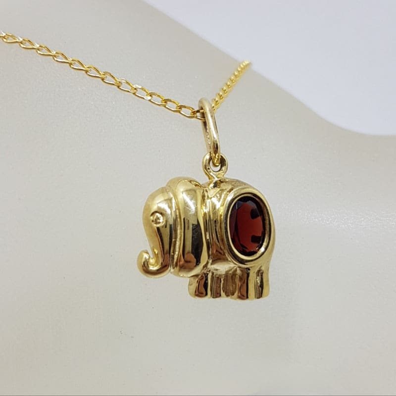 9ct Yellow Gold Garnet Elephant Pendant on Gold Chain